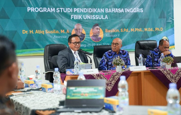 Alhamdulillah, Prodi Pendidikan Bahasa Inggris Unissula Terakreditasi Unggul